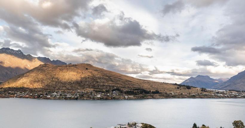 Views to Remarkables South